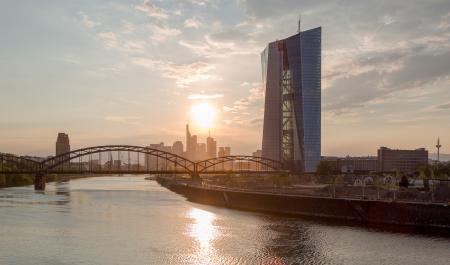 EZB Euopaeische Zentralbank Heizestrich Terrazzoboden